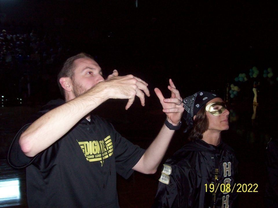 HAPPY HOUSE REVAL!!!!
Dignitas is so excited to welcome all of these freshman, transfers, and new staff home!! On that note Dig makes their way on the board today with a stellar performance!!!!
 Shout out to Katie Mollet for these amazing pictures!!