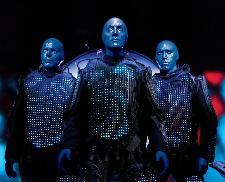 RealAustinR's tweet image. “Oh yeah bro I love EDM”