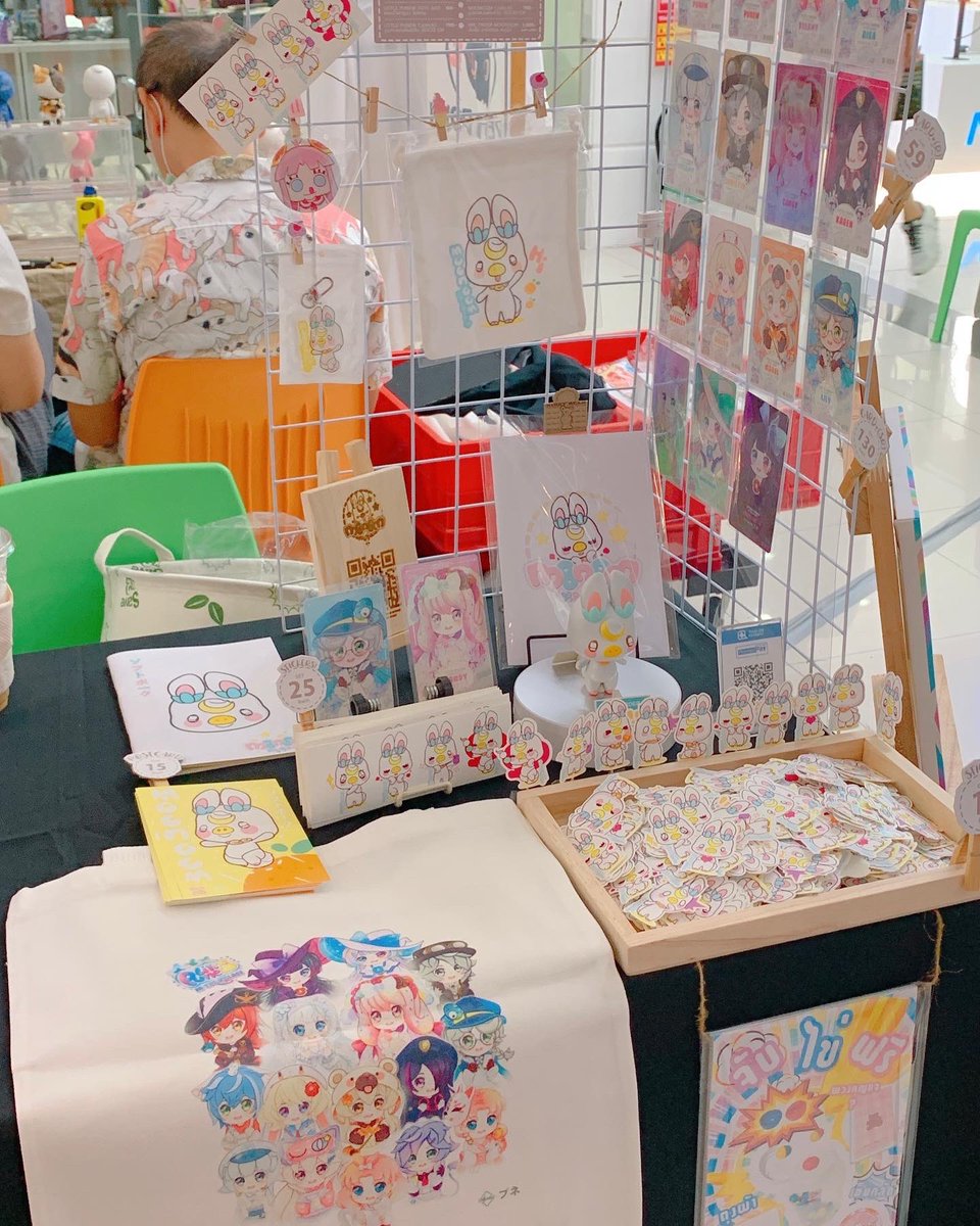 KiengPunew's tweet photo. Good morning (*ﾉ>ᴗ<)ﾃﾍｯ
🌟✨MoonooM✨🌟
Get ready 19-21 Aug 2022  to Meeting Toys Thailand MTT2 "What's Up" Floor 2 Fortune Town🐽🐰
#moonoom #kieng #punew https://t.co/uuWJmqqHAH