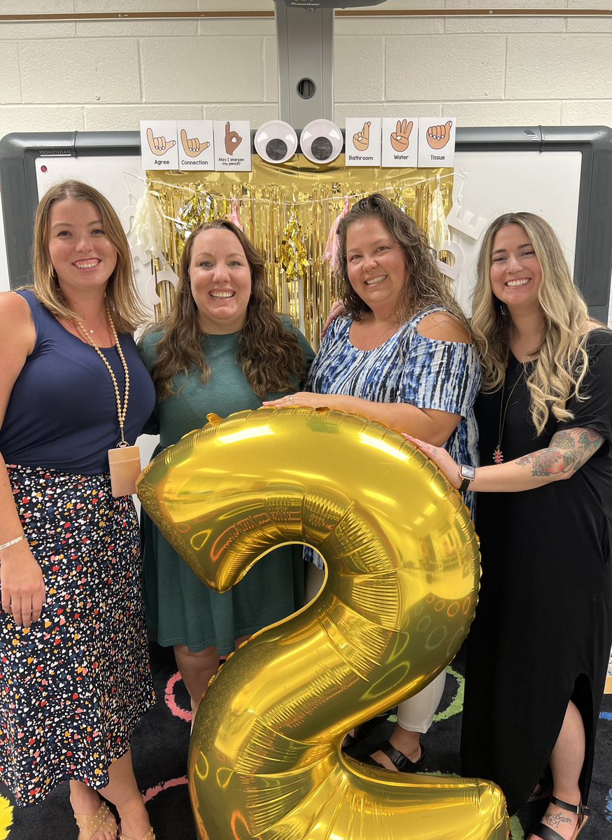 Ms. Dunn tweet media