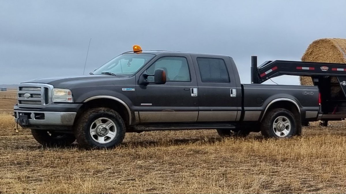 Crappy start to #Harvest2022. Peas ok, bull dead, cows out &amp; truck stolen. Headed north on RR 20 ~6 PM tonight.