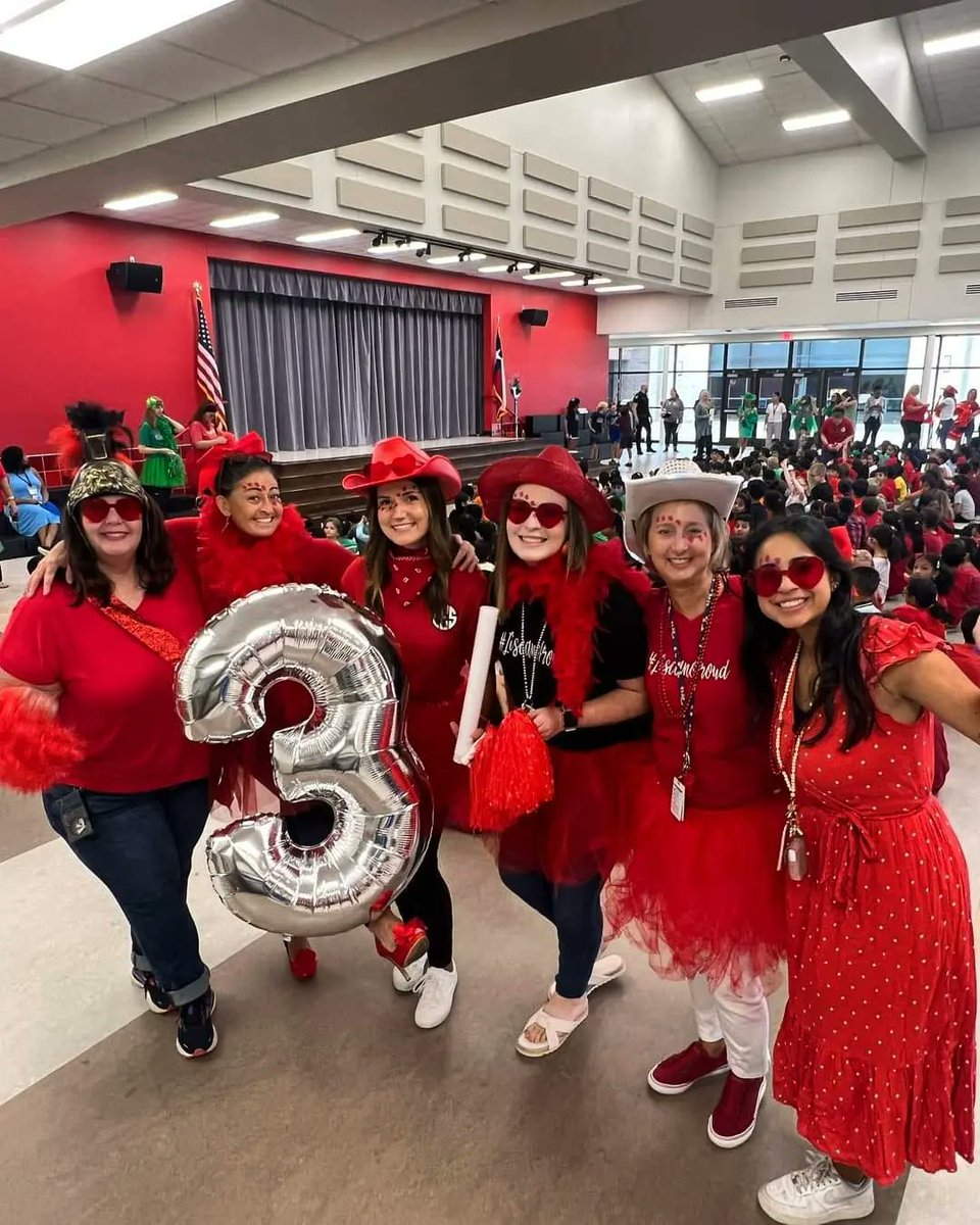 CorreiaCrew_3rd's tweet photo. First Liscano Live of the year was a RED HOT HIT!!! ❤️ Red pod was in the house!!! #grade3theplacetobe #liscanoproud @LeggettLearners @TheBartonBuzz @SusanSnel @CaballerosClass @LiscanoElem https://t.co/cBcnjyjLJh