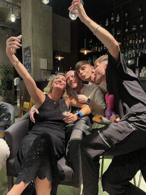 2 pic. Loving @XBIZ so far! #XBIXBerlin ?

These 3 are some of the best people you’ll ever meet! https://t