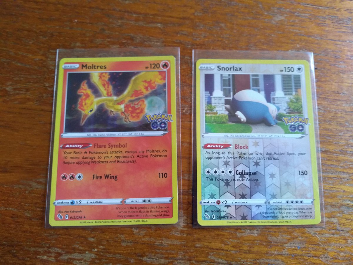 TheLegendofDonn's tweet photo. Mate, #TeamMystic coming in clutch with today's pack openings.

Bidoof is even the Ditto shiny. I cannot believe it. #PokemonGo may actually be my favourite set I am collecting for. #DragoniteVStar #MewtwoV #Moltres #Snorlax #Tyranitar #Spark #SlakimgV #Blanche #Ditto https://t.co/fZFrm90ToV