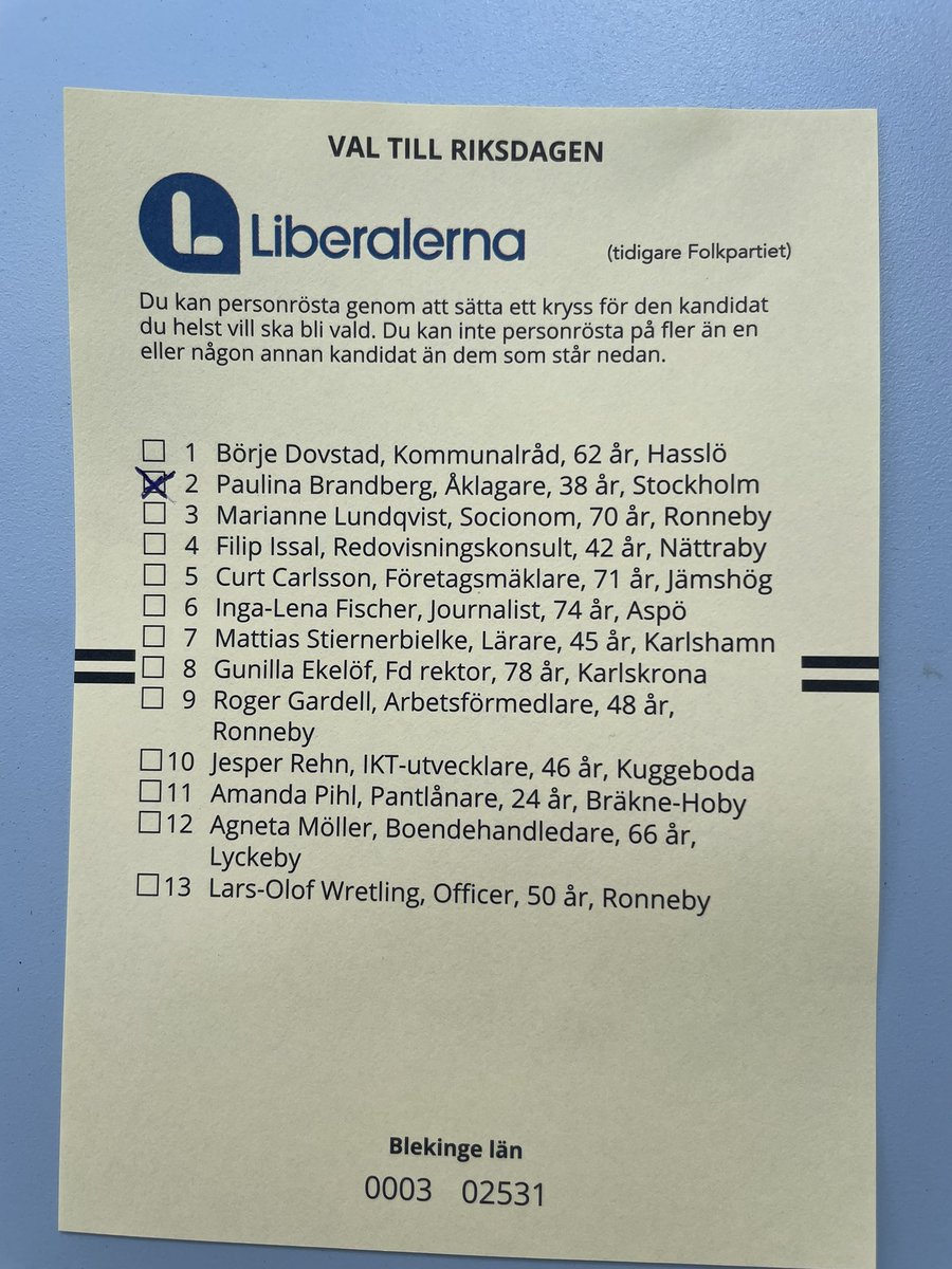 BorjeDovstad's tweet photo. Alla allmänborgerliga väljare i Blekinge som anser att rättsfrågor och trygghet är de viktigaste valfrågorna ska ta Liberalerna #Blekinge riksdagsvalsedel och sätta sitt X för @Pau_Brandberg #blepol #Liberalerna #blekinge 
https://t.co/ug9z2kfLmv https://t.co/TeGPotCScl