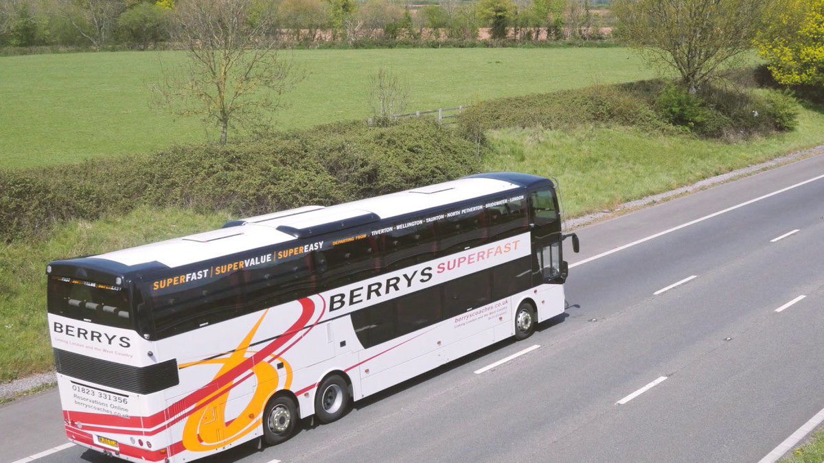 Lets_makeatrip's tweet photo. I’ve been told this is one of the best, if not the best, scheduled coach service in the UK.  Let’s find out shall we!  #bigbusweekend #letsmakeatrip https://t.co/igwXzu4r0N