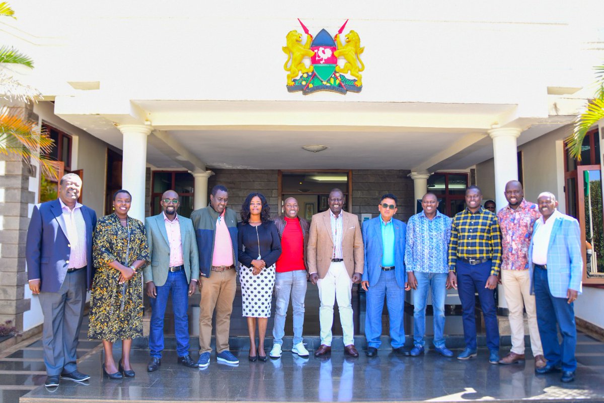 WilliamsRuto's tweet photo. Hosted a caucus that included Joshua Mbithi (Masinga), Njoroge Elijah (Gatundu North), Caroline Ngelechei (Elgeyo Markwet), Rahim Dawood (Imenti North), Timothy Kipchumba (Markwet West), Ntutu Kitilai (Narok South), and Monica Muthoni (Lamu Woman Rep.) https://t.co/RFvg8YYR8C