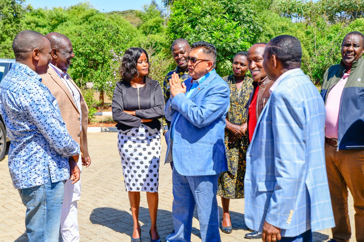 WilliamsRuto's tweet photo. Hosted a caucus that included Joshua Mbithi (Masinga), Njoroge Elijah (Gatundu North), Caroline Ngelechei (Elgeyo Markwet), Rahim Dawood (Imenti North), Timothy Kipchumba (Markwet West), Ntutu Kitilai (Narok South), and Monica Muthoni (Lamu Woman Rep.) https://t.co/RFvg8YYR8C