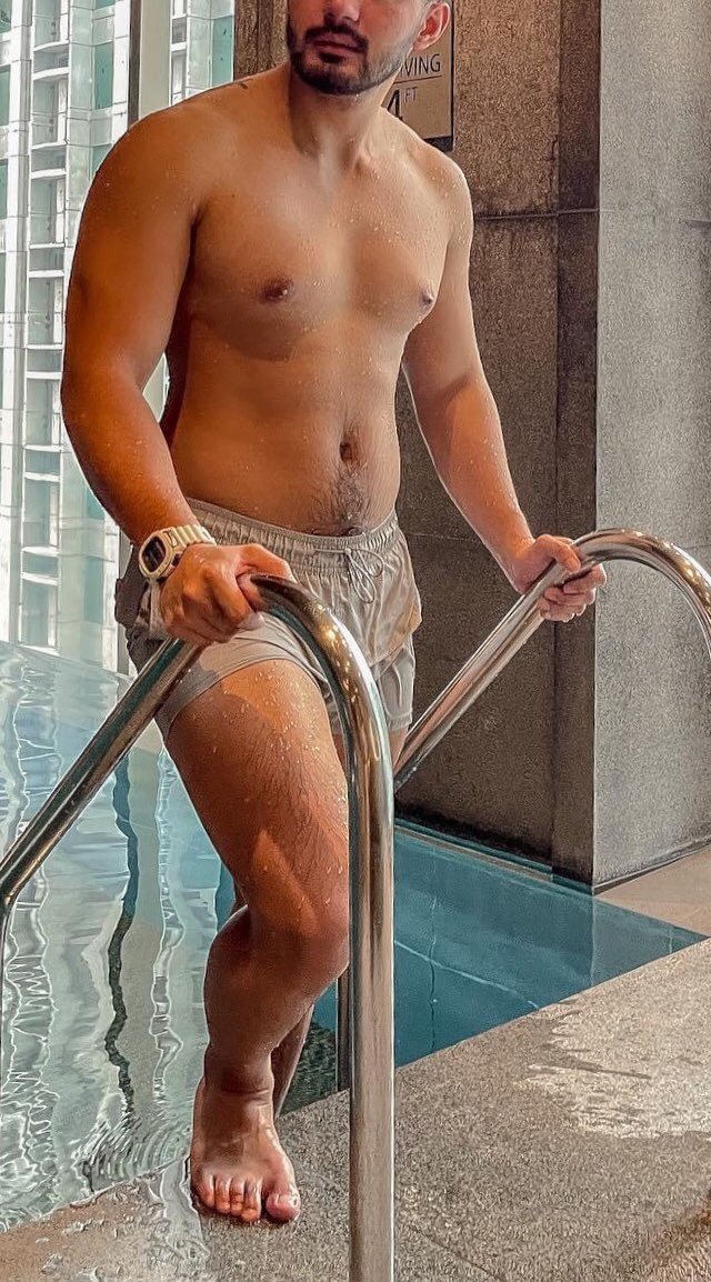 ខ្ញុំអ្នកស្រែសំរាប់អានផង​ មកពីស្រែមករត់ម៉ូតូឌុប tweet media