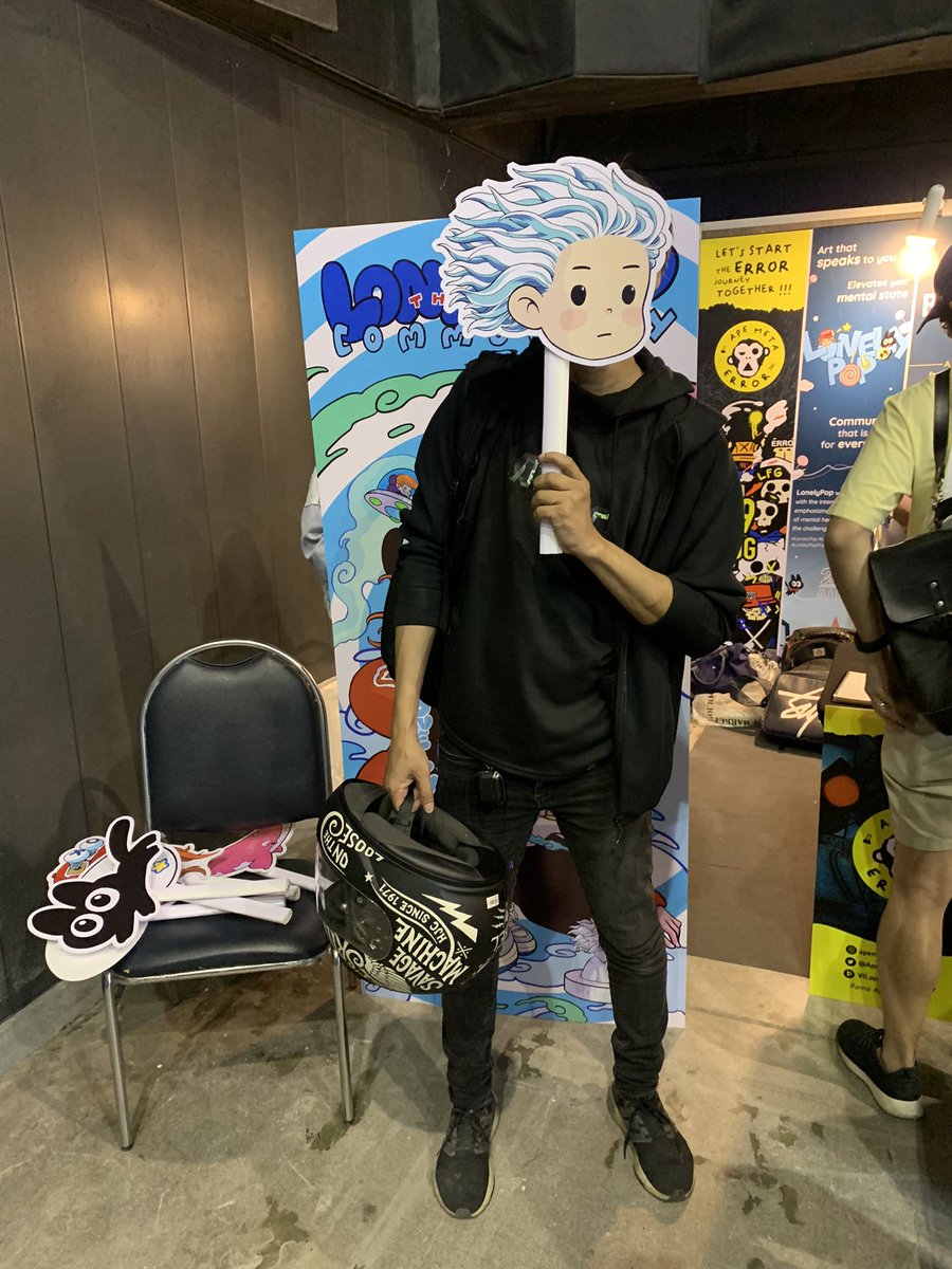 rollazcityfunky's tweet photo. Come to lonely #lonlypop #Thailandmetaverseexpo2022 #thailandnft #yolandia https://t.co/tMp116Qcts