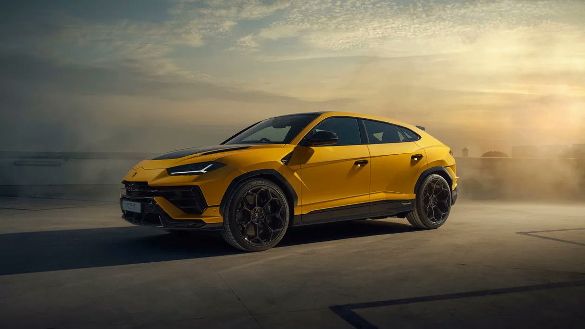 crankandpiston's tweet photo. #Lamborghini #UrusPerformante revealed – features more power and less weight
https://t.co/sBAywmrIZH https://t.co/FLnADlLdcH
