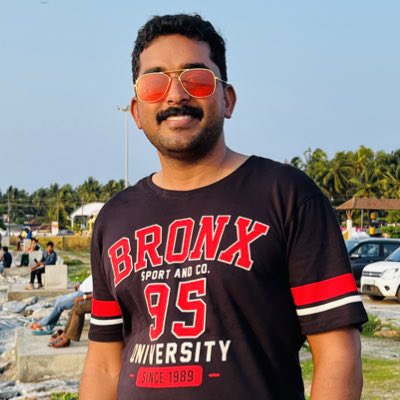 SUDHIVELLASSERY's tweet photo. #NewProfilePic https://t.co/crBReDPSKe