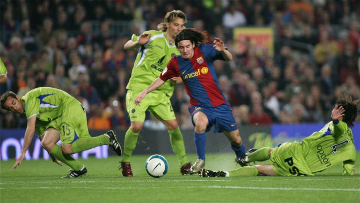 TheGoatM10's tweet photo. Ankara Messi.....................👋 https://t.co/rft1ajIM7f