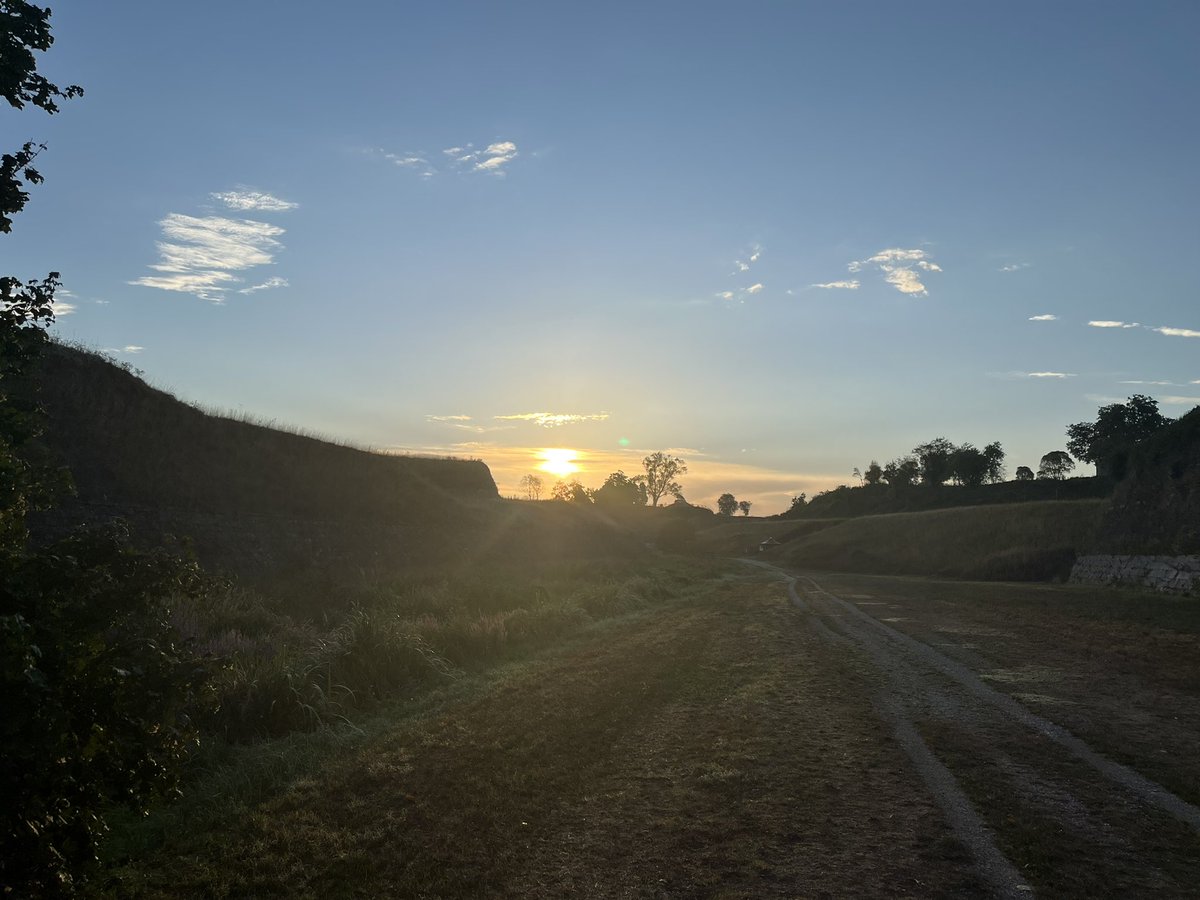 CiriSince1978's tweet photo. Poi #venne l’ #alba di un #Sabato d’ #Agosto 

#fvglive #iosonofriuliveneziagiulia #iocorroqui 

@FVGlive @regioneFVGit @runlovers https://t.co/BrmaJgPO1m