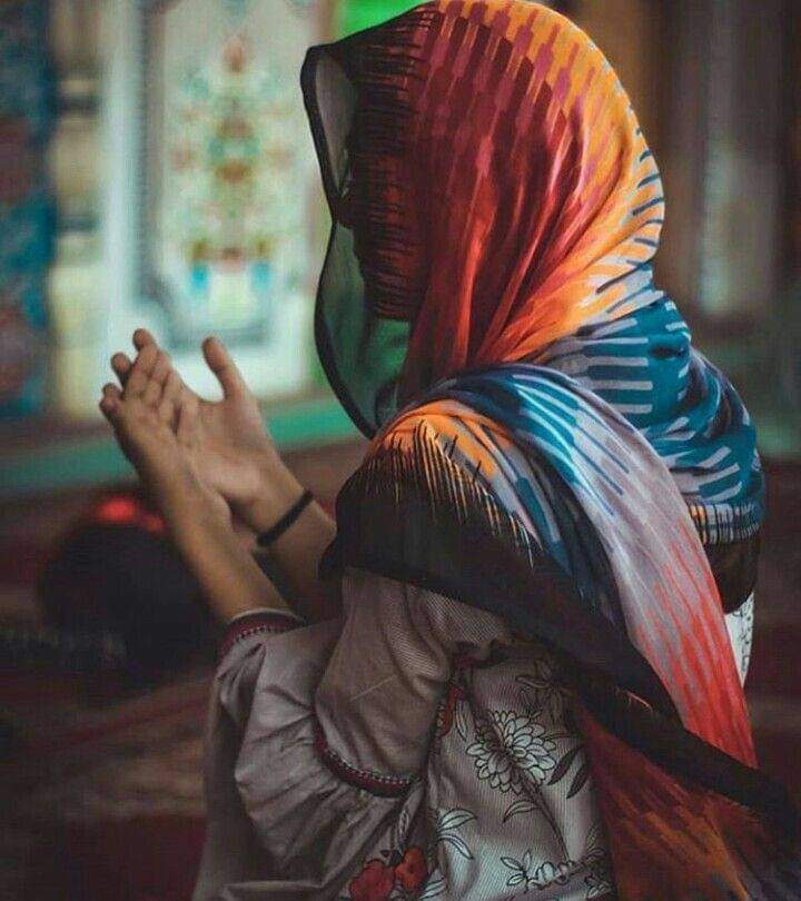 tanituvamanaval's tweet photo. காலம் 
கவலைகளையும்
மனக்காயங்களையும், ,
மாற்றும் .ஆனால் 
அதன்வடுக்கள் 
இறுதி வரை
நம்மோடுபயணிக்கும்.. https://t.co/w4L8kBvOwm