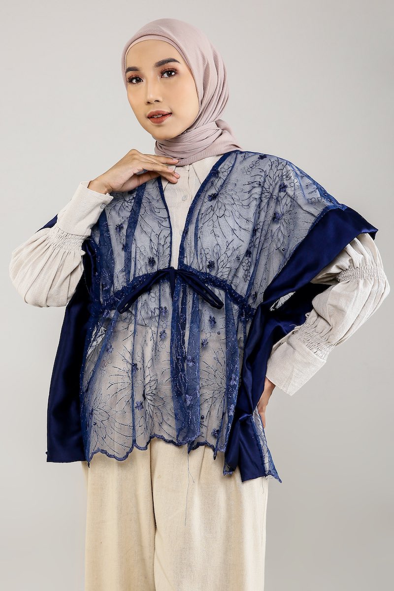 FannyIP's tweet photo. Rekomendasi outer kondangan/wisuda simple/acara formal/semi formal beli di oren🍑                                                          

                                                                               ✨ A Thread ✨ https://t.co/AU0fITINVv