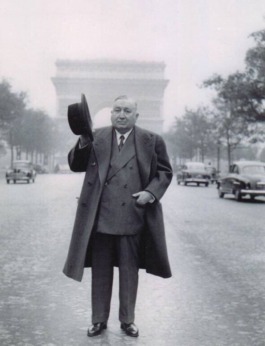 PatrickIsacson's tweet photo. #OTD August 20, 1944, the Swedish consul Raoul Nordling assisted in preventing Paris's destruction when the Germans were to withdraw from the city.
For his efforts, Nordling after the war became an honorary citizen of the city of @Paris (along with Churchill and Eisenhower).#WWII https://t.co/ZeLWNhNygc