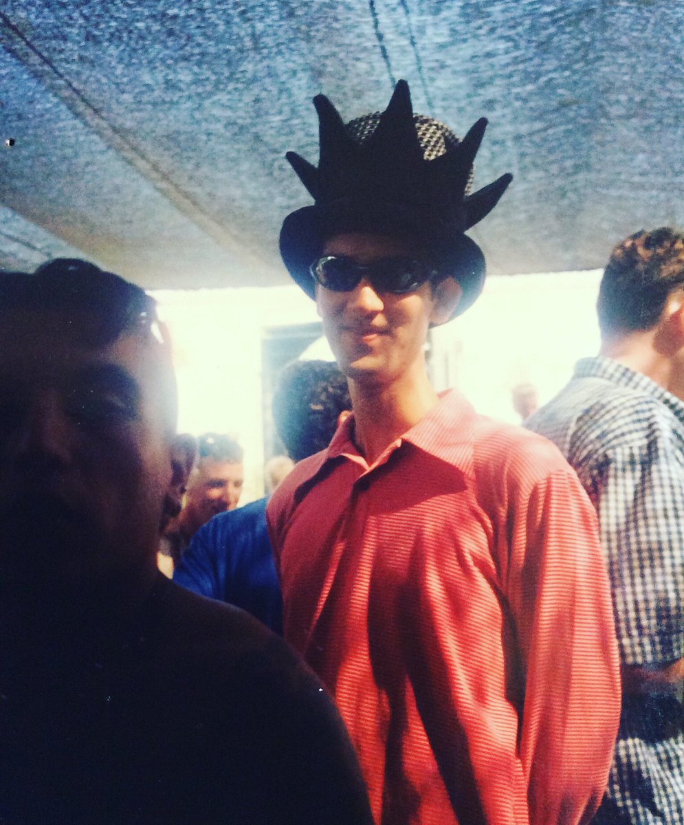 IbizaPast's tweet photo. ‘Mark Moore (S-Express) Space 1996’

Photo Credit ▶️ @amanda_tru91 

#ibiza #ibizapast @markmoore01 #markmoore #sexpress @spaceibiza #space #ibiza #nineties #ninetiesfashion #fashion #balearic #housemusic https://t.co/6T11x8Pn8x