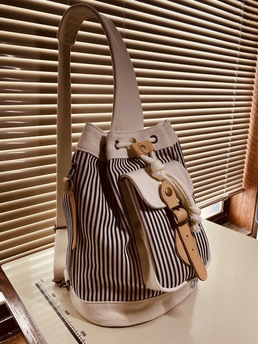 ozaville_ozaki's tweet photo. お盆に作業を進めていたので
2日間、新作に時間をあてる事が出来ました
おかげ様で何とか形になり、最終形態まで持っていけました

さて今月も20日になり9月オーダーや、承っている作業の段取りに入ります

ozavilleシュシュ.セーラー
来月完成を目指すのです https://t.co/kfiWDhDJRJ
