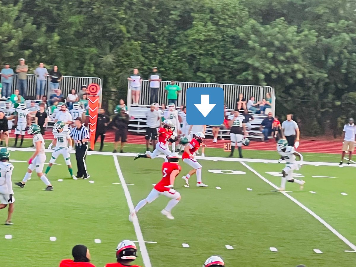 richards_benita's tweet photo. Preseason Game Victory! @Cammy_wammy50 #sentinelfootball https://t.co/qW5cfWaKdt