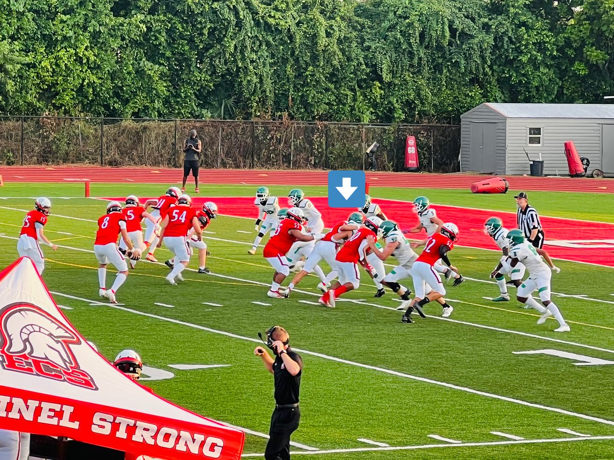 richards_benita's tweet photo. Preseason Game Victory! @Cammy_wammy50 #sentinelfootball https://t.co/qW5cfWaKdt