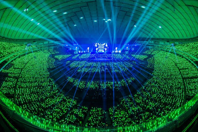 philconcerts's tweet photo. Manifesting that you will be part of this ocean on September 4th at MOA Arena. Tickets go on sale tomorrow, 12NN via SM Tickets online and outlets nationwide. 

#NCT127inManila by @pulpliveworld https://t.co/M8pVrw7q6V