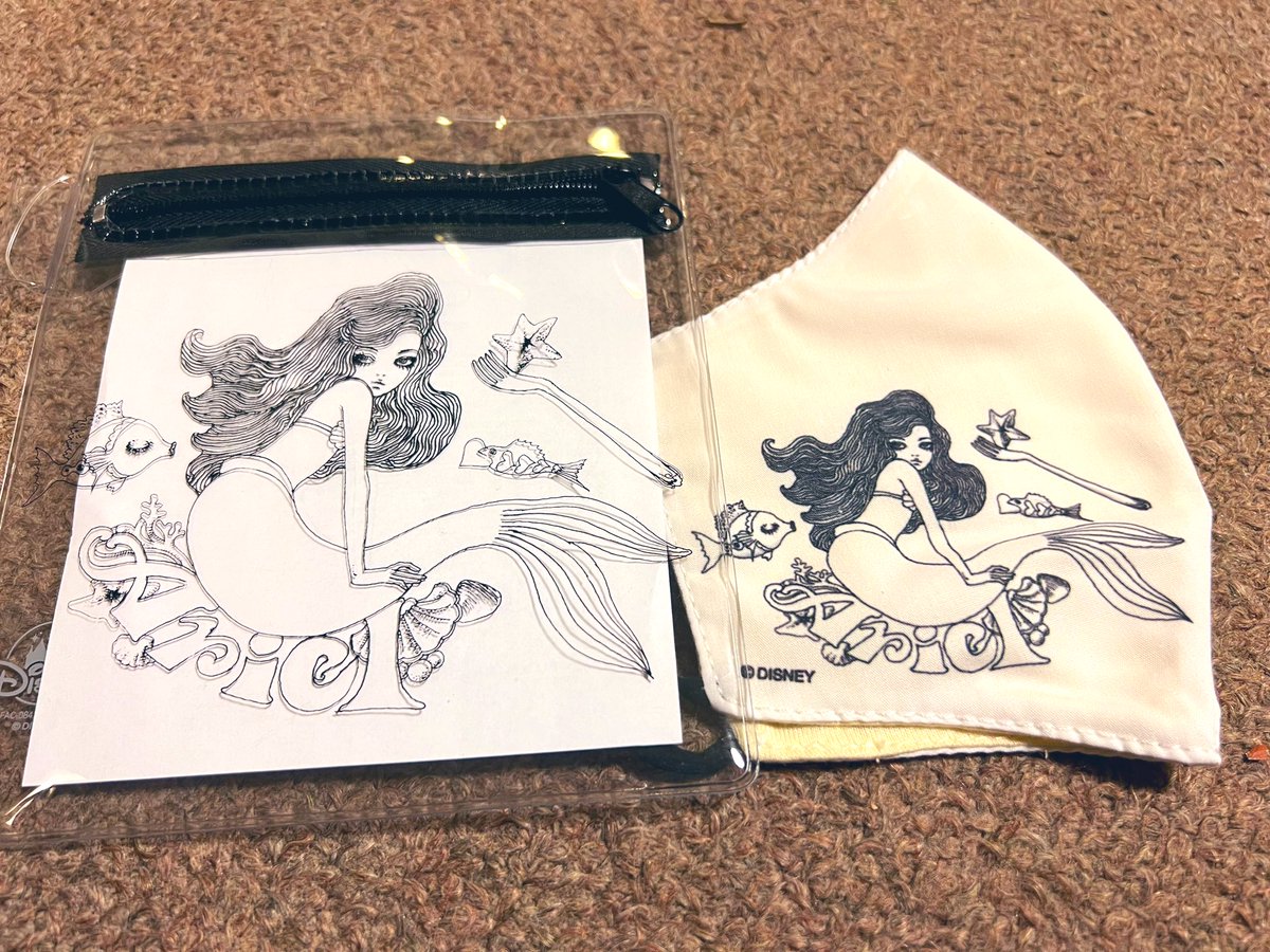 SA_TO_PIN's tweet photo. 欲しかったスカーフとマスクが、
半額になってたたたたーっΣ( ̄□ ̄)!!
そして…
お家に連れて帰ってきました🧜♀️🪸🫧
可愛いょう"(∩>ω<∩)"💕💕💕
(本当はもっとカゴに入れてたけれど、我慢して戻しました、、、😩)
#ディズニーフラッグシップ東京
#マーメイド
#mermaid
#人魚
#aliel
#アリエル https://t.co/FXCK66Ov5C