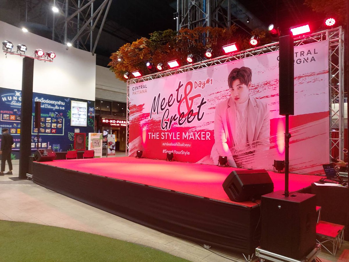 4MEANfc's tweet photo. มารอแล้วนะค้าบบบ ใครมาถึงแล้วสามารถขึ้นบันไดเลื่อนอีกด้านหนึ่งได้เลยครับ เนื่องจากฝั่งโรงหนังปิดปรับปรุงนะครับผม
แล้วเจอกันลานกิจกรรมชั้น 6 ศูนย์การค้า เซ็นทรัลบางนา ค้าบบ 😊💙
#TheStyleMaker #CentralPattana #เซ็นทรัลบางนา #MeanPhiravich https://t.co/XJfXdpd6Uq