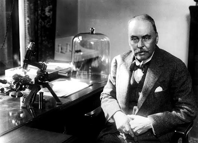 DPrasanthNair's tweet photo. Today is World Mosquito Day. On #20thAug 1897, Sir Ronald Ross discovered the malaria parasite in the stomach tissue of an Anopheles mosquito

Photo from Google image https://t.co/s2i7pUv3YR