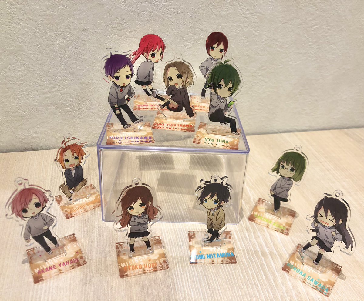 manga10_torico's tweet photo. 『スクウェア・エニックス』コミックグッズ 期間限定ショップ／SQUARE ENIX COMIC GOODS POP UP SHOP in manga10 #マンガ展名古屋【17日目】https://t.co/STIHpC7AYF

🌼グッズ紹介🌼

【#ホリミヤ】
トレーディング���クリルスタンドキーホルダー ホリミヤ劇場

デフォルメのキャラクターが可愛い💖 https://t.co/f4JfM1ExjD