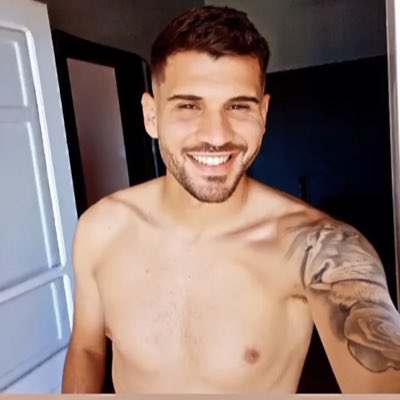 FranGil666's tweet photo. #NuevaFotoDePerfil https://t.co/lcjQ4gVoiw