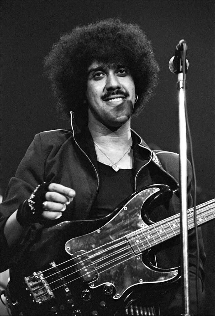 TheDuckLR's tweet photo. "Tell me the legends of long ago" ๐ฎ๐ช
Remembering the legendary #ThinLizzy singer-songwriter and bassist #PhilLynott who was born on August 20th, 1949 ๐
#ARockLegend #RestInPeace https://t.co/18meji00l9
