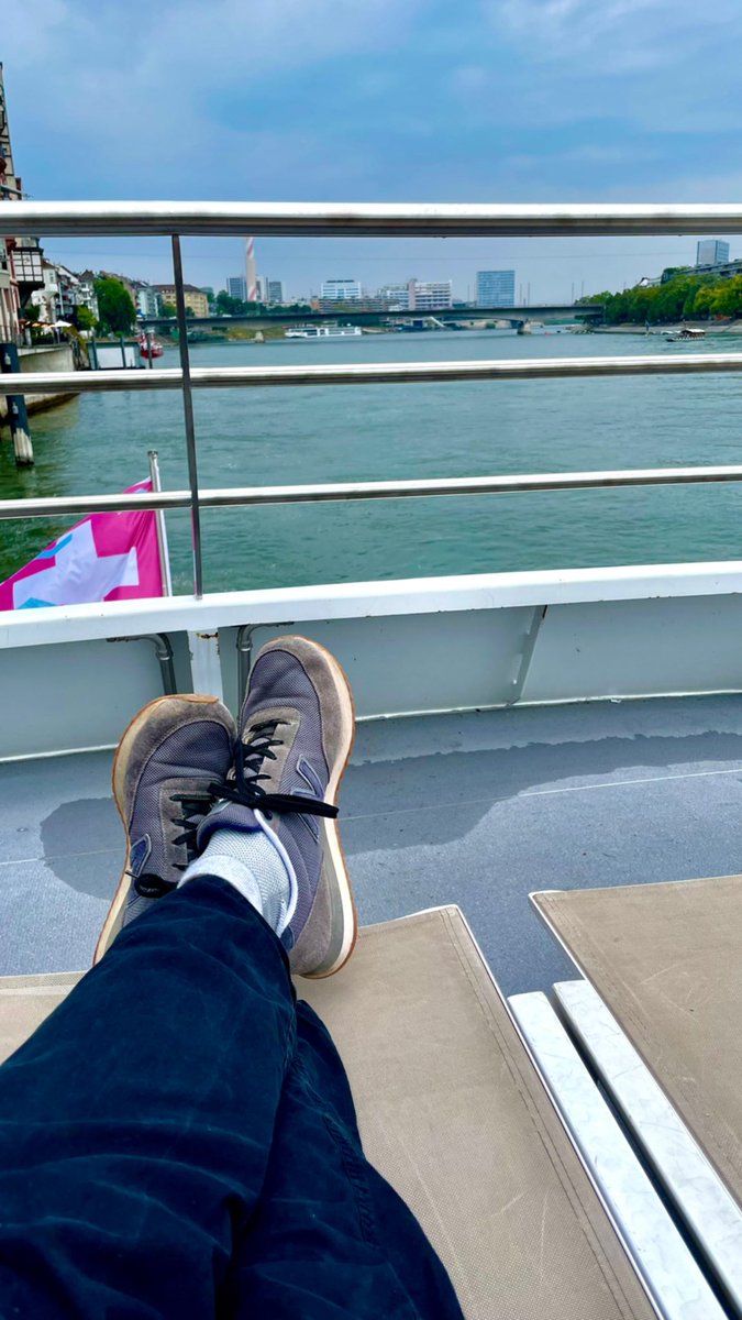 ralu4u's tweet photo. So etwas wie ein Vorwort zum Blog "uferlos.basel und der rhein" https://t.co/X6BOBo54s7 #Basel #Rhein #yesbasel #ilovebasel #baselswitzerland #beautifulswitzerland #lovebasel #basellive #baselstadt #baseltourismus #zbaselanmimrhy #thisisbasel #uffemrhy https://t.co/fZOjO3qUhs