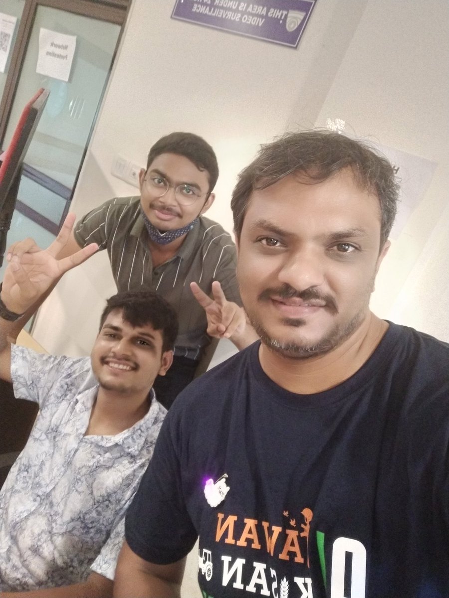 parag_dave's tweet photo. Prepared my first badge at @seasides_conf  - #hardwarehackingworkshop and thanks to @0Anonymous127 &amp; @gr4h4m31 for helping for this awesome badge https://t.co/pniyKUkmeb