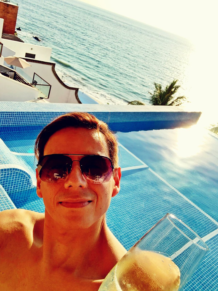 Martin Escalante tweet media