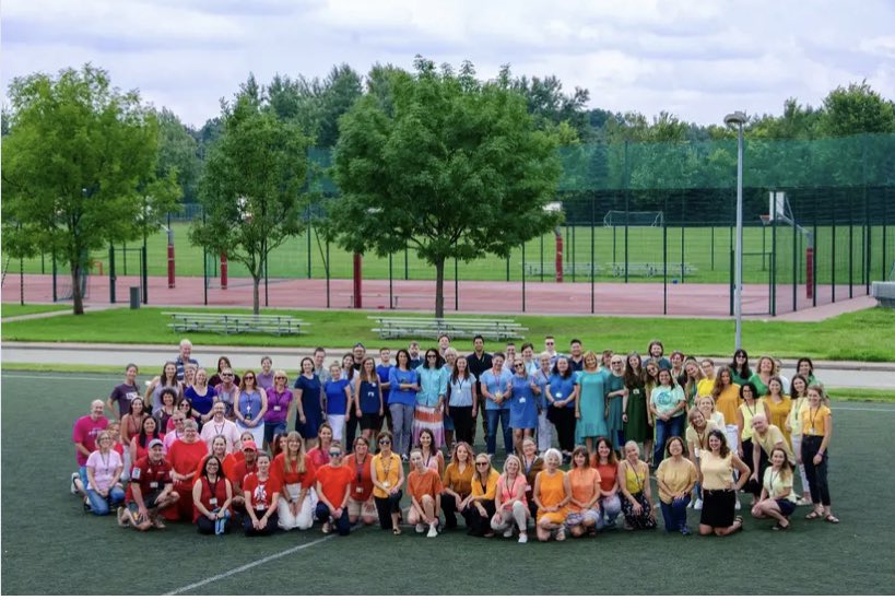 Miranda Rose tweet media