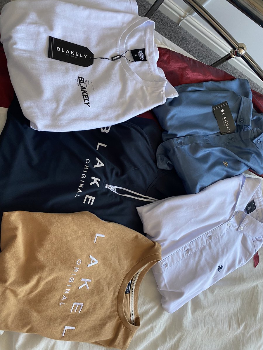 Paul_Vine1's tweet photo. Top quality products and first class service on yet another @BlakelyClothing order. 🔥 👍 #blakeley https://t.co/ebergKH9Vk