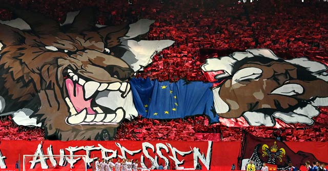 UltrasTifo's tweet photo. #köln #videoton #molvidi #ultras #tifo #ultrastifo #fans #cologne | FC Köln - Videoton 18.08.2022 https://t.co/jNpuPdmkMZ https://t.co/aOIeh8YJ8k
