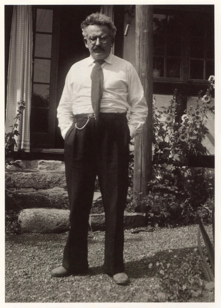 Walter Benjamin telling kids to get off his lawn
