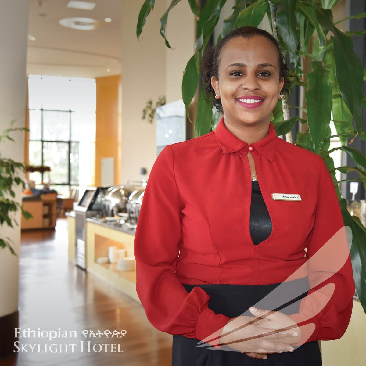 etskylight's tweet photo. Service with a smile
#EthiopianSkylightHotel #SkylightHotel #SkylightHotelAddisAbaba #EthiopianSkylight #ETSkylight #AddisAbaba #Ethiopia #juice #fruit #cake #relax #connexions #smile #resturant #services #smileservice😁 https://t.co/TtoEVAcMpB