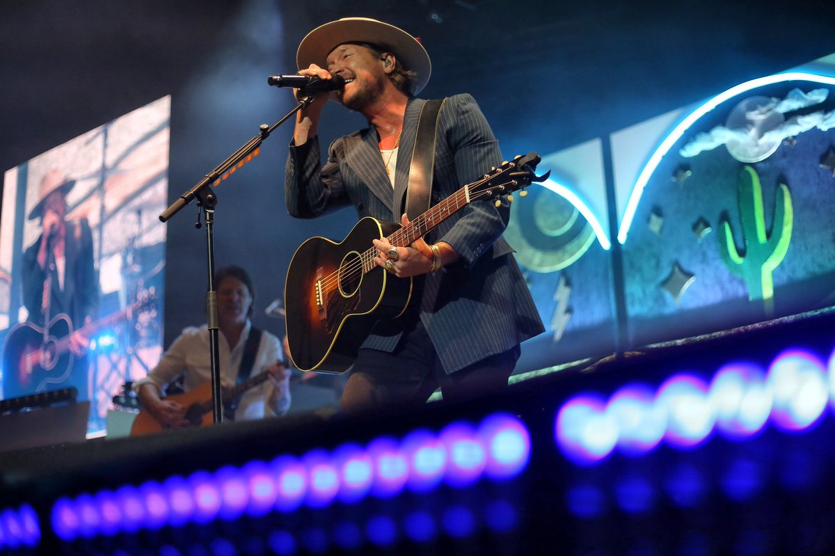 Honda Center tweet media