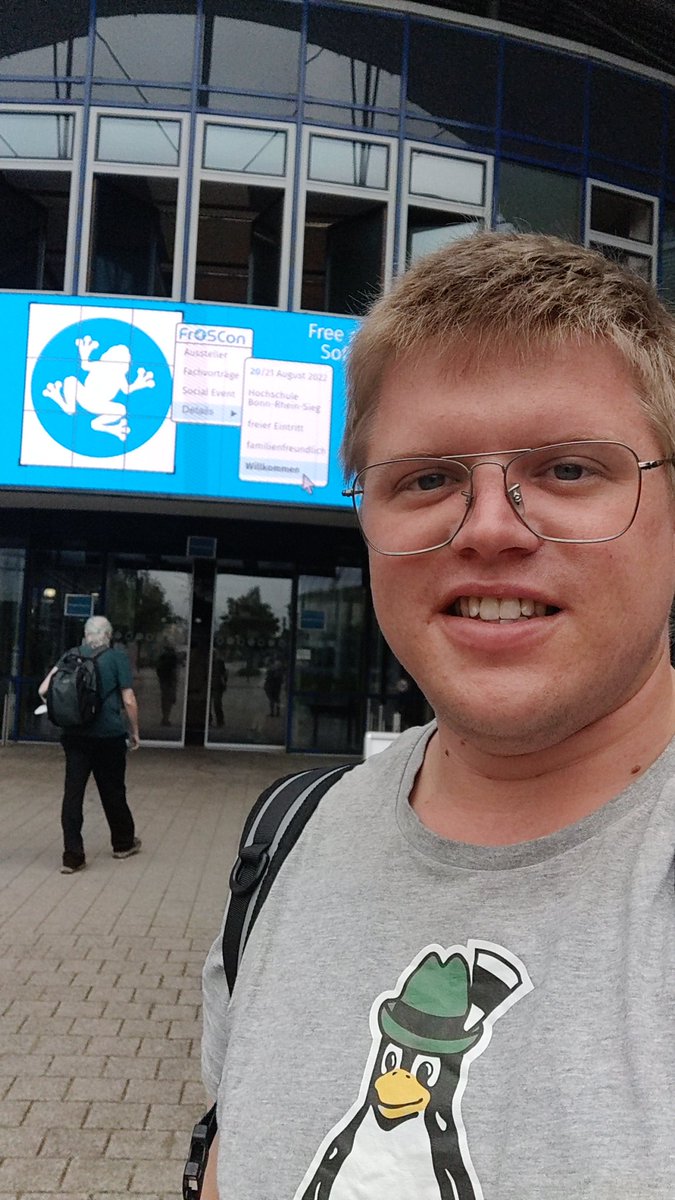 rene_erde's tweet image. Von Kärnten aus auf die @froscon 😊🐧 #froscon #froscon2022 #VillacherUnterwegs #freesoftware #froscon17 #freiesoftware