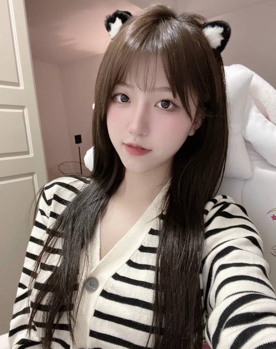 li0917's tweet photo. #铜陵约炮   #铜陵兼职   #铜陵线下
#铜陵同城   #铜陵外围   #铜陵

喝茶的哥哥点击☞@ABC1881688
兼职  皮肤超级白皙光滑，前凸后翘。调情高手
陪洗 熊推 水中消 指画 深吼 窃窃私语 ���声冒雨 猫式吹消 君临天下 调情 情趣内衣丝袜 。
身高168，体重98，年龄21 https://t.co/yqOJAA4ZVJ