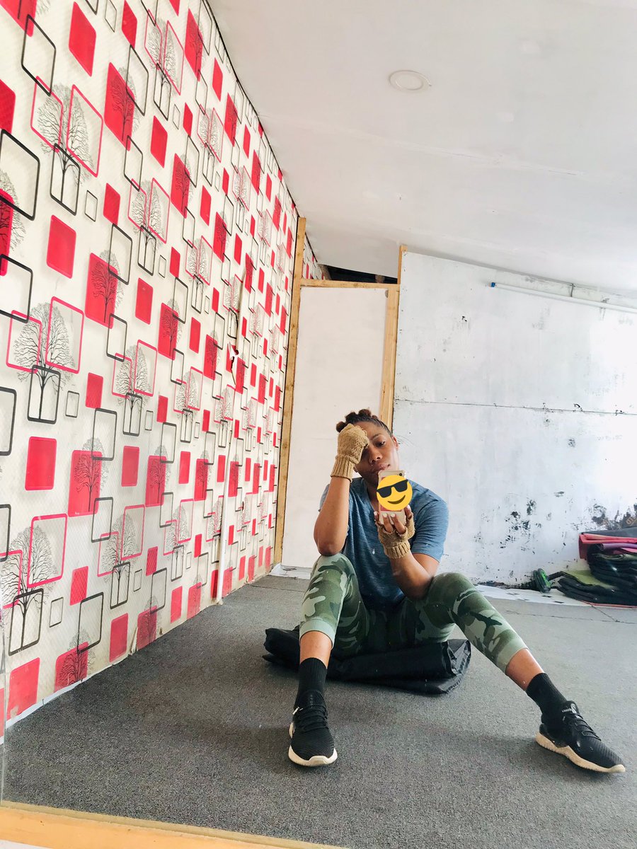 EssyMichael26's tweet photo. What a day 😭 Mwalimu Waleo hapana 🥹🥹 sio kwa mazoezi hayo.
Back to gym #vipgym https://t.co/knjKSo9j88