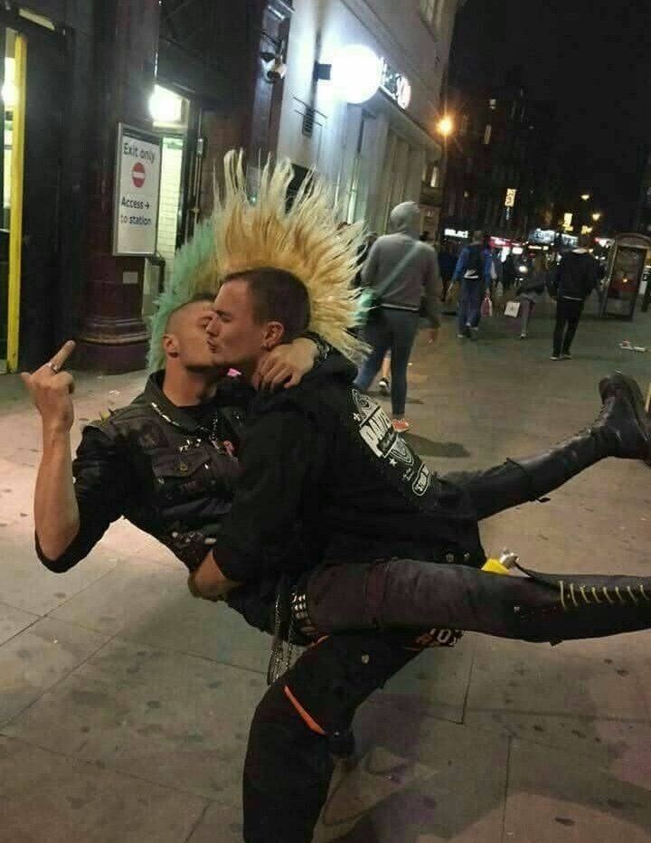 skellymlm's tweet photo. - non-mlm / nwlnw dni
- my name's raisa
- gay boyflux asexual and polyamorous
- polish 🇵🇱
- LOVES punk boys https://t.co/C3fdYBdFfZ
