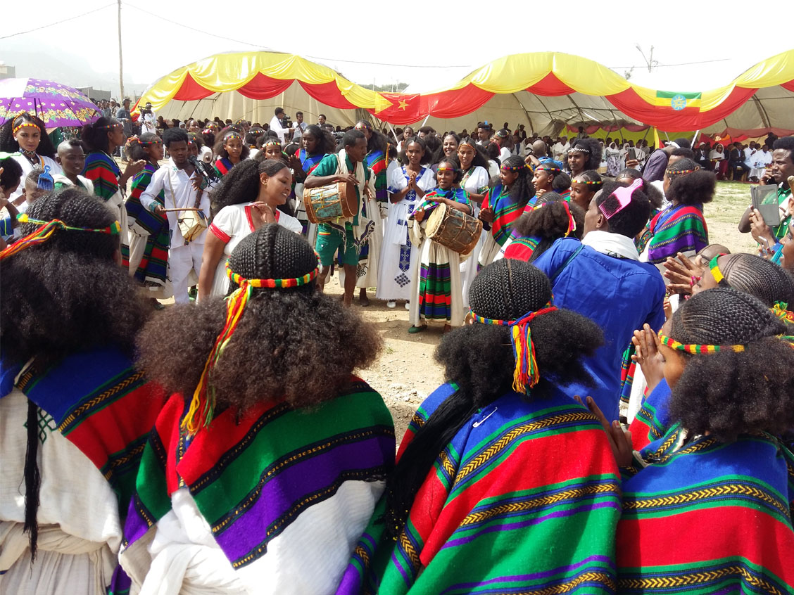 Hadgitourism's tweet photo. #Ashenda is acompanied by #Awris in #Tembien, #Tigrai. The two make the best cultural combination. https://t.co/egXfhgjydR