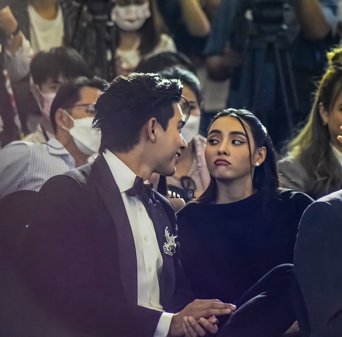 kmgifsss's tweet photo. Classic Kemmook 🖤🤍 #เข้มมุก https://t.co/lA8fNyevdE