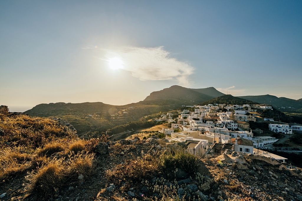 On #Kythira, family-run outfits nurture bees, olive oil is overflowing, fish travel mere metres to the table and twice-baked bread ensures nothing is wasted – join us on gourmet travels to this idyllic Greek island in the August/September issue ➡️ bit.ly/FTSUB