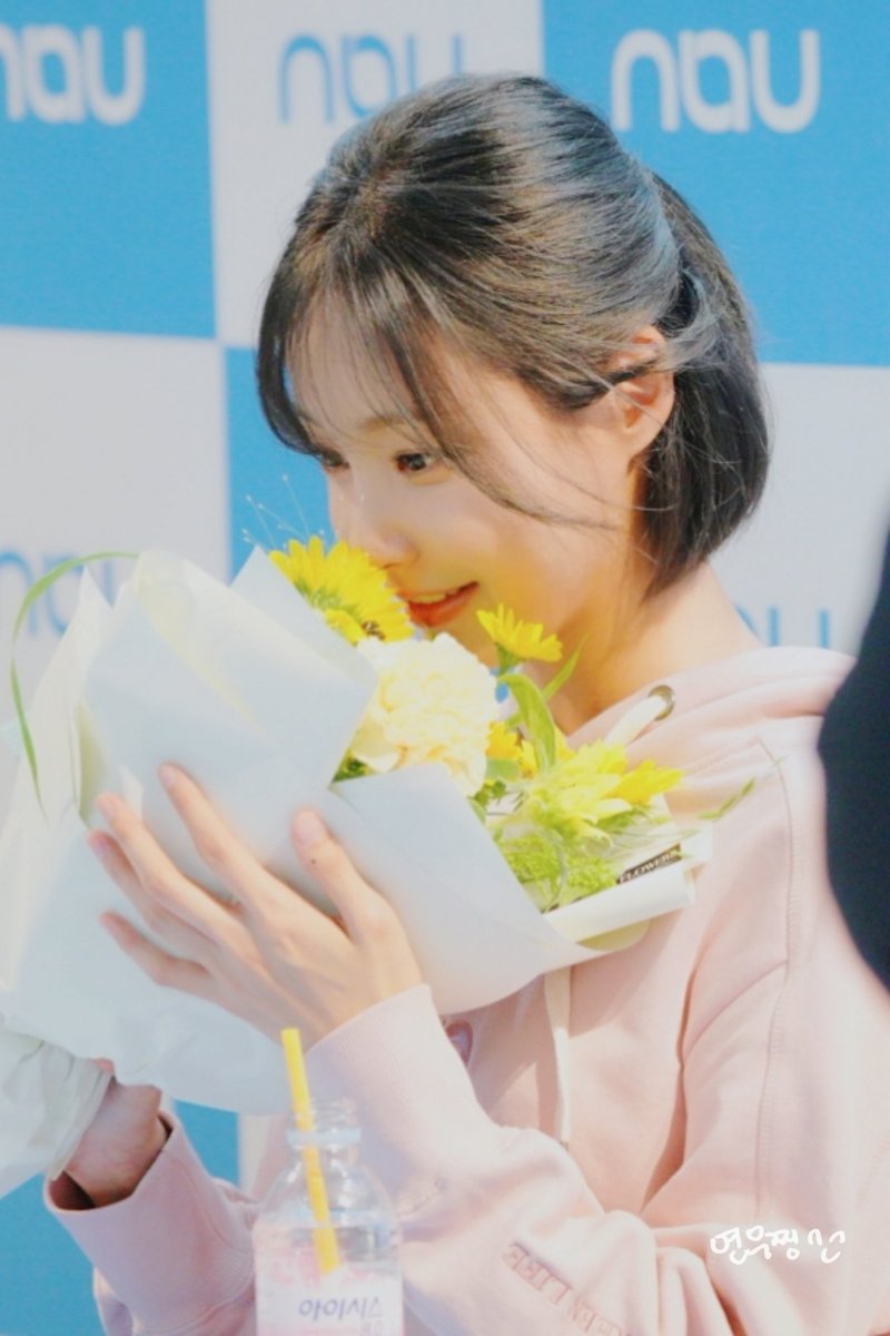 softrain_yw's tweet photo. 220820 나우 프리뷰
이게 얼마만이야😭
#연우 #이다빈 #Yeonwoo https://t.co/D21KfZHOwC