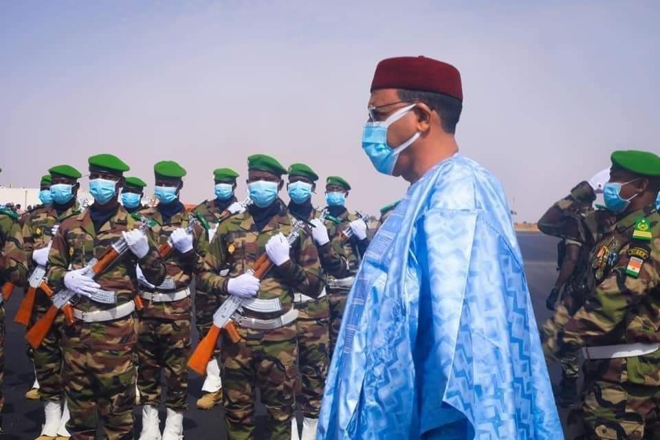 TeskerDan's tweet photo. #Gagara #Gasa | #Ⓜ️aki #Garaje !
Bon Samedi Chers.e.s Abonnés 🤝🏻 Que votre journée soit formidable et bon Week-end ! https://t.co/aL23RuGW1e